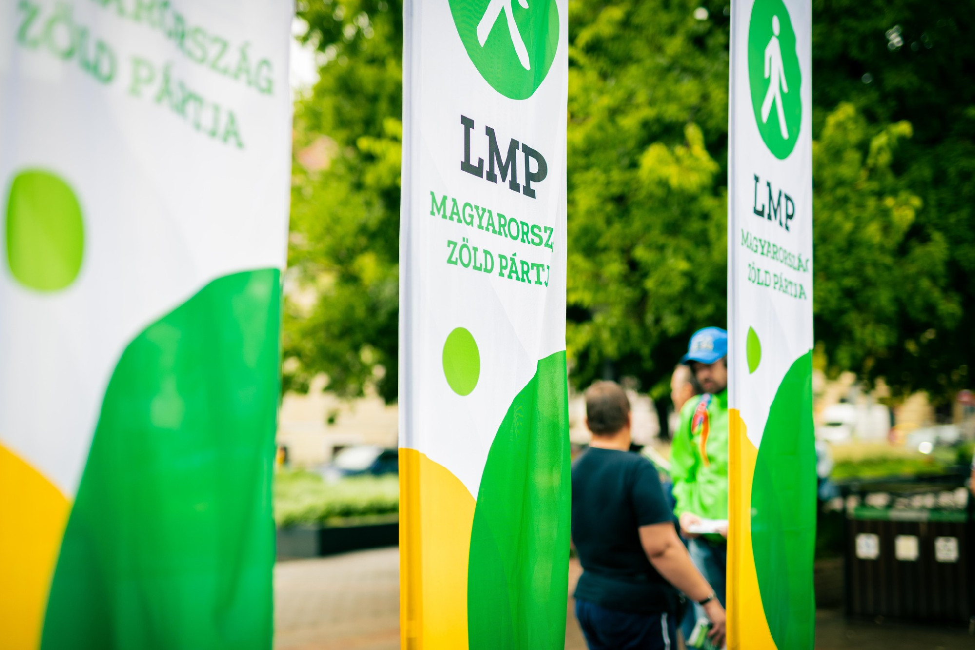 Orbán Viktor helyett inkább az akkugyárak ügyével kampányol az LMP