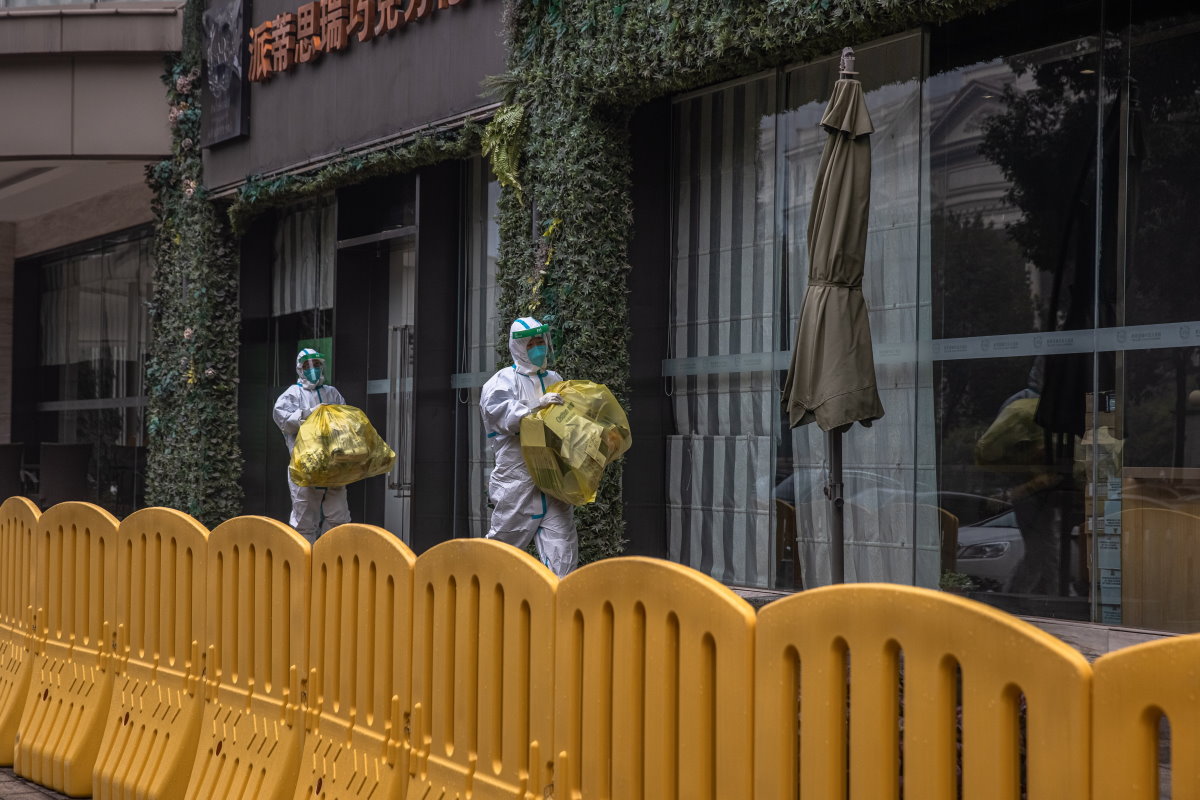 Kína ismét elutasította a WHO javaslatát, hogy tovább kutakodjanak a koronavírus eredetéről
