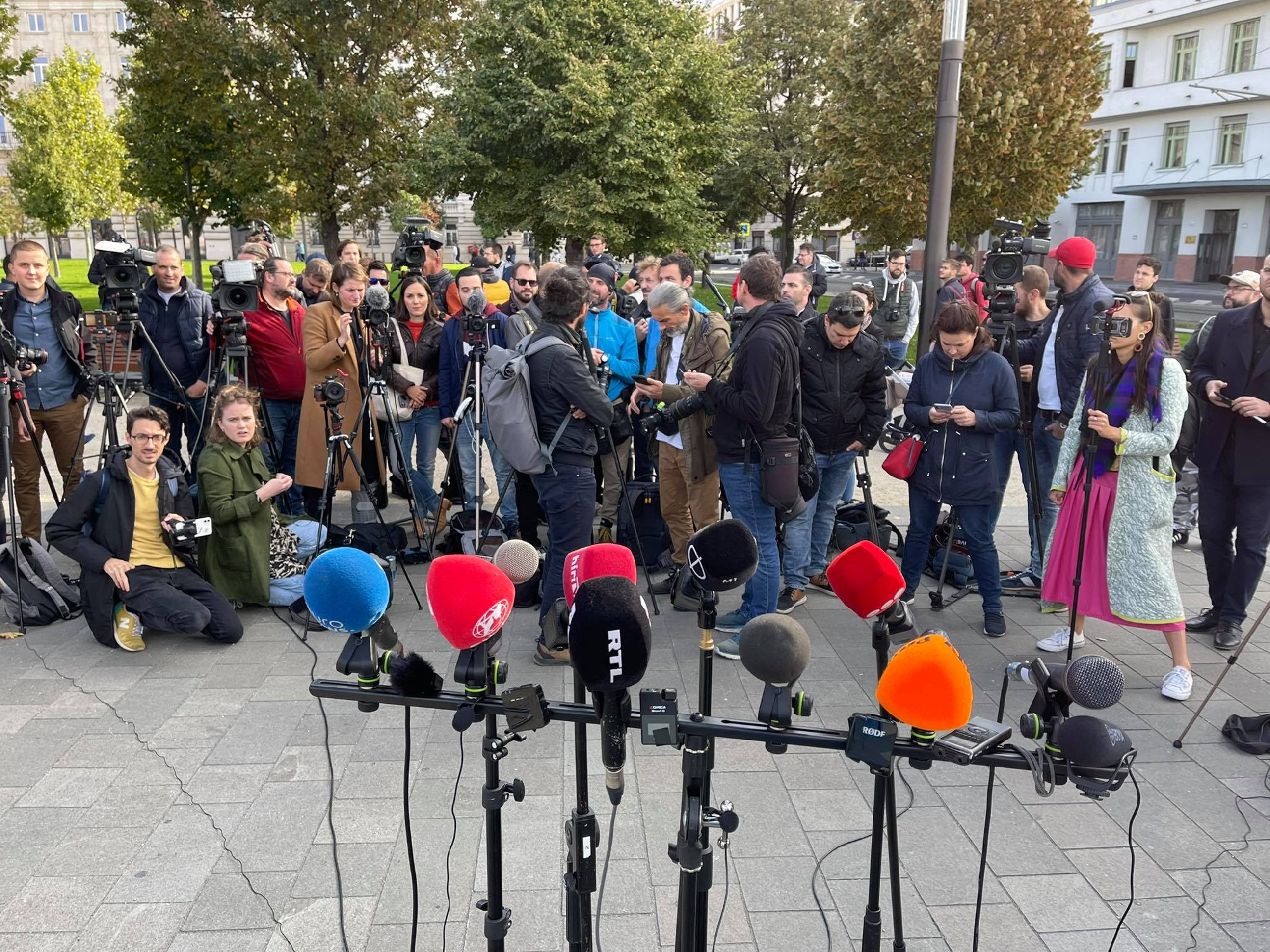 Visegrádi felmérés: A Fidesz-szavazókat is egyre jobban aggasztja a médiaszabadság