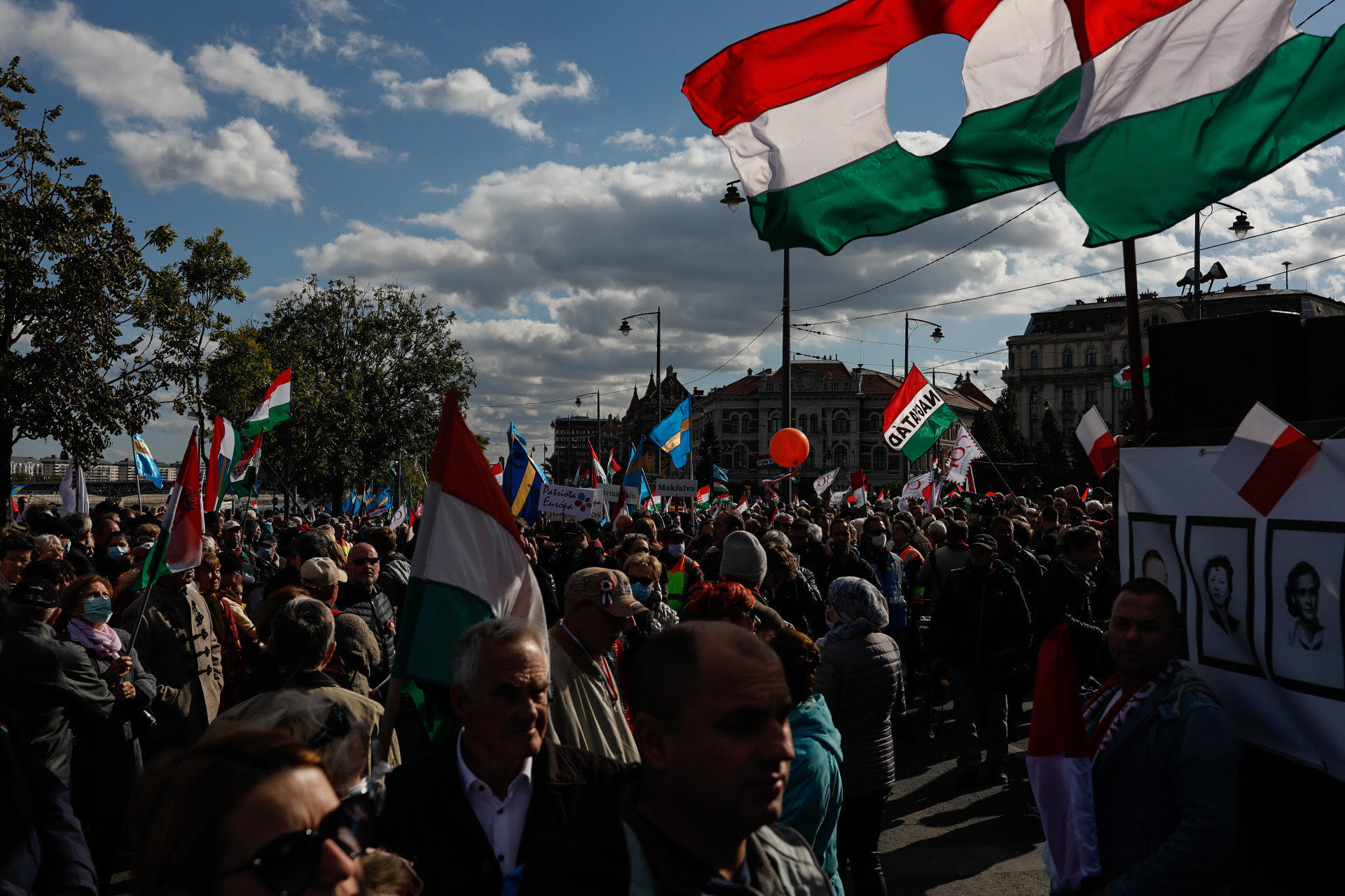 Racionális politikai döntés vagy kockázatkerülés, hogy nem beszél a fővárosban Orbán Viktor?