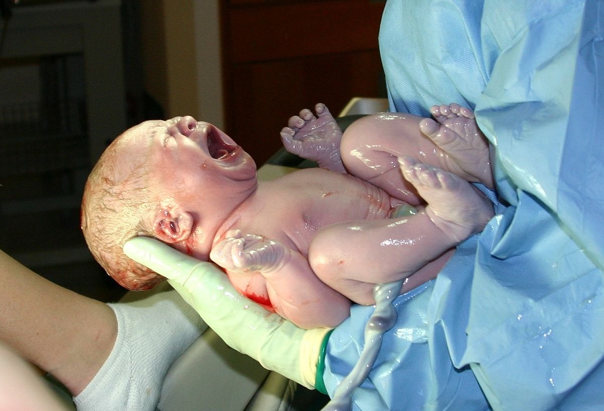 4 perccel éjfél után született az első idei baba, Miskolcon