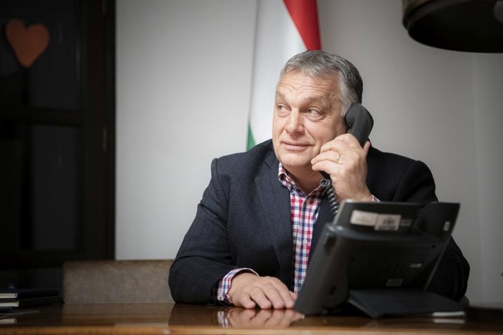 Telefonon bizonygatja a kormány, hogy Márki-Zay katonákat küldene Ukrajnába  