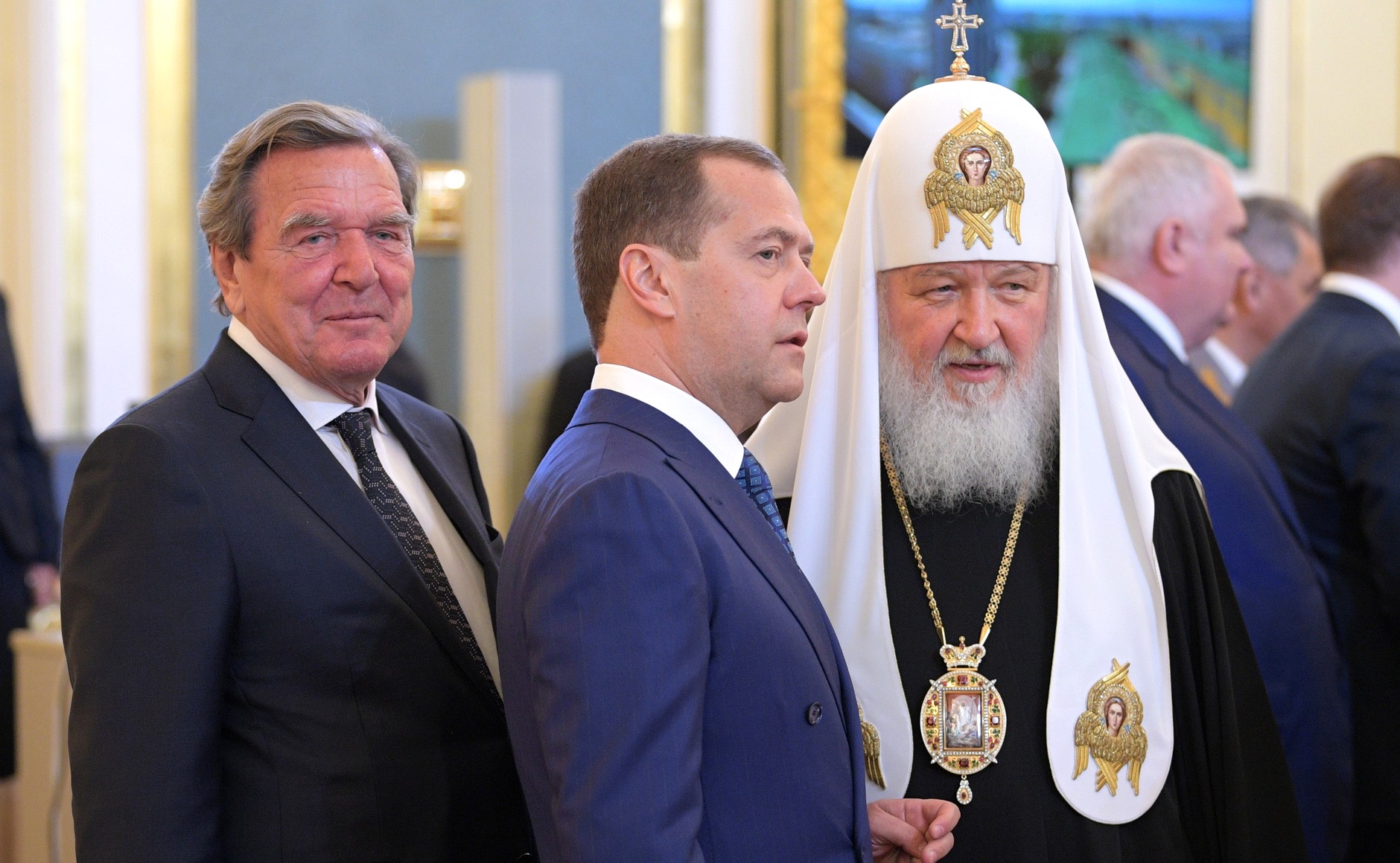 A putyinista Kirill pátriárka lekerült az Oroszország elleni uniós szankciós listáról 