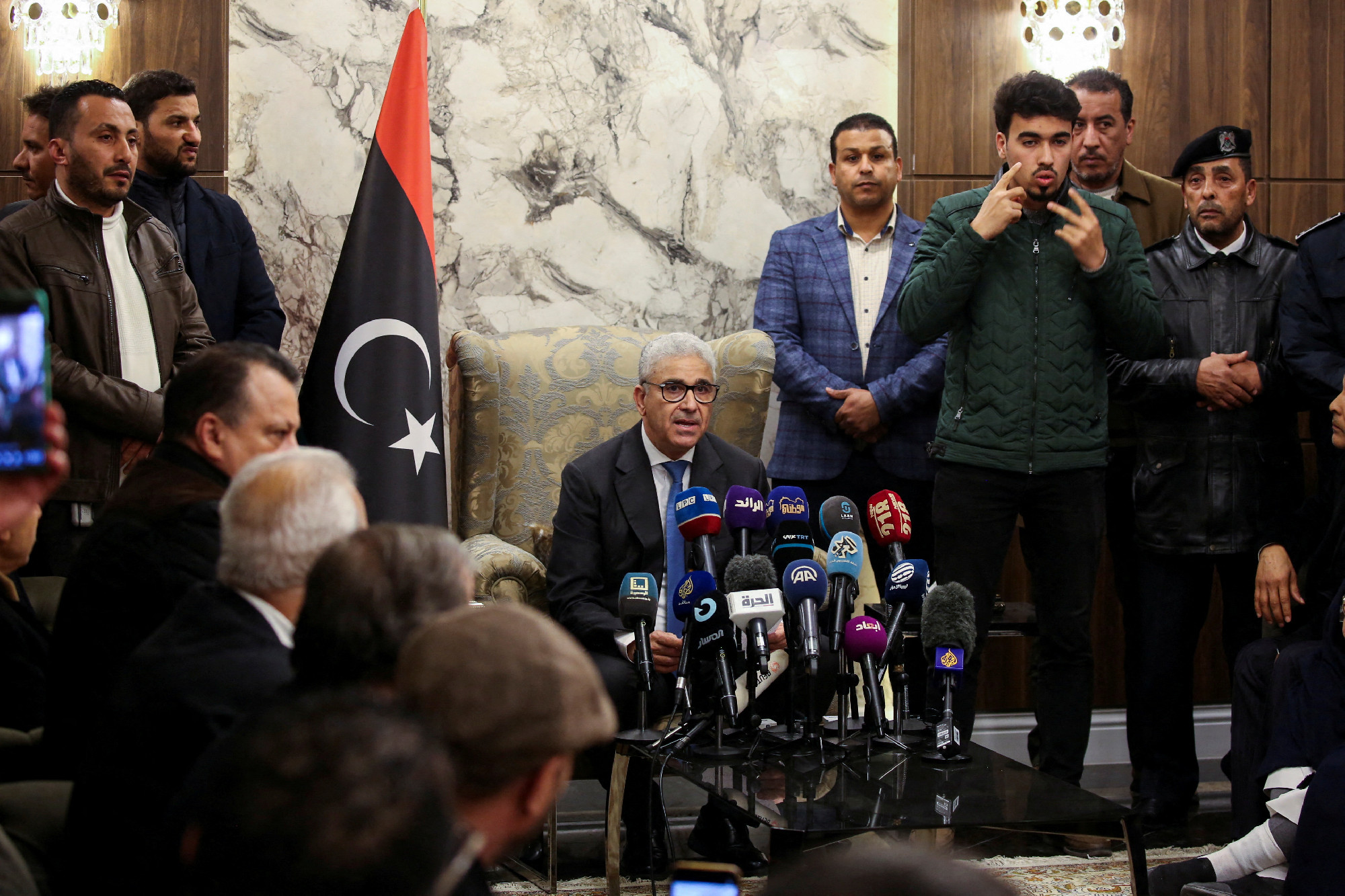 Líbia: míg az egyik miniszterelnök ül az olajmezőn, nincs pénz kenyérre
