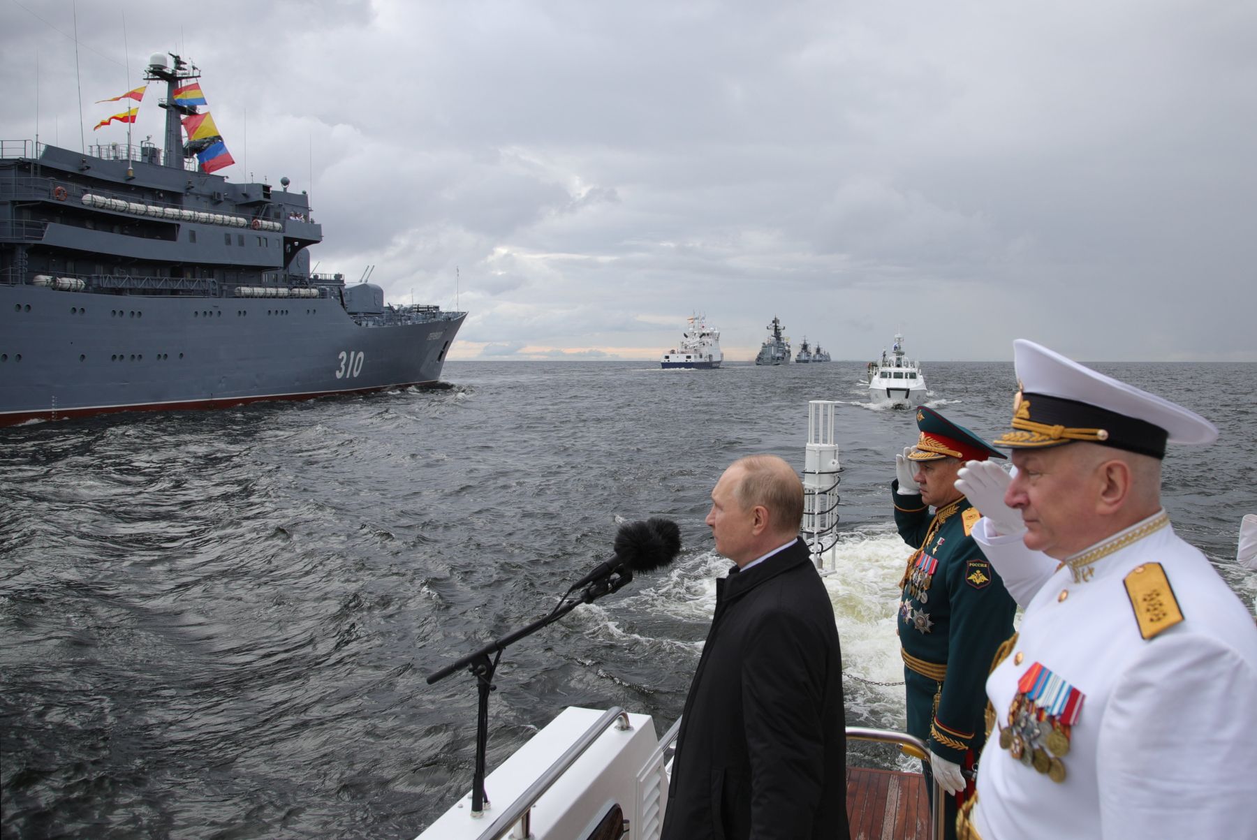 Putyin: Nyíltan kijelöltük Oroszország nemzeti érdekeinek határait és övezeteit