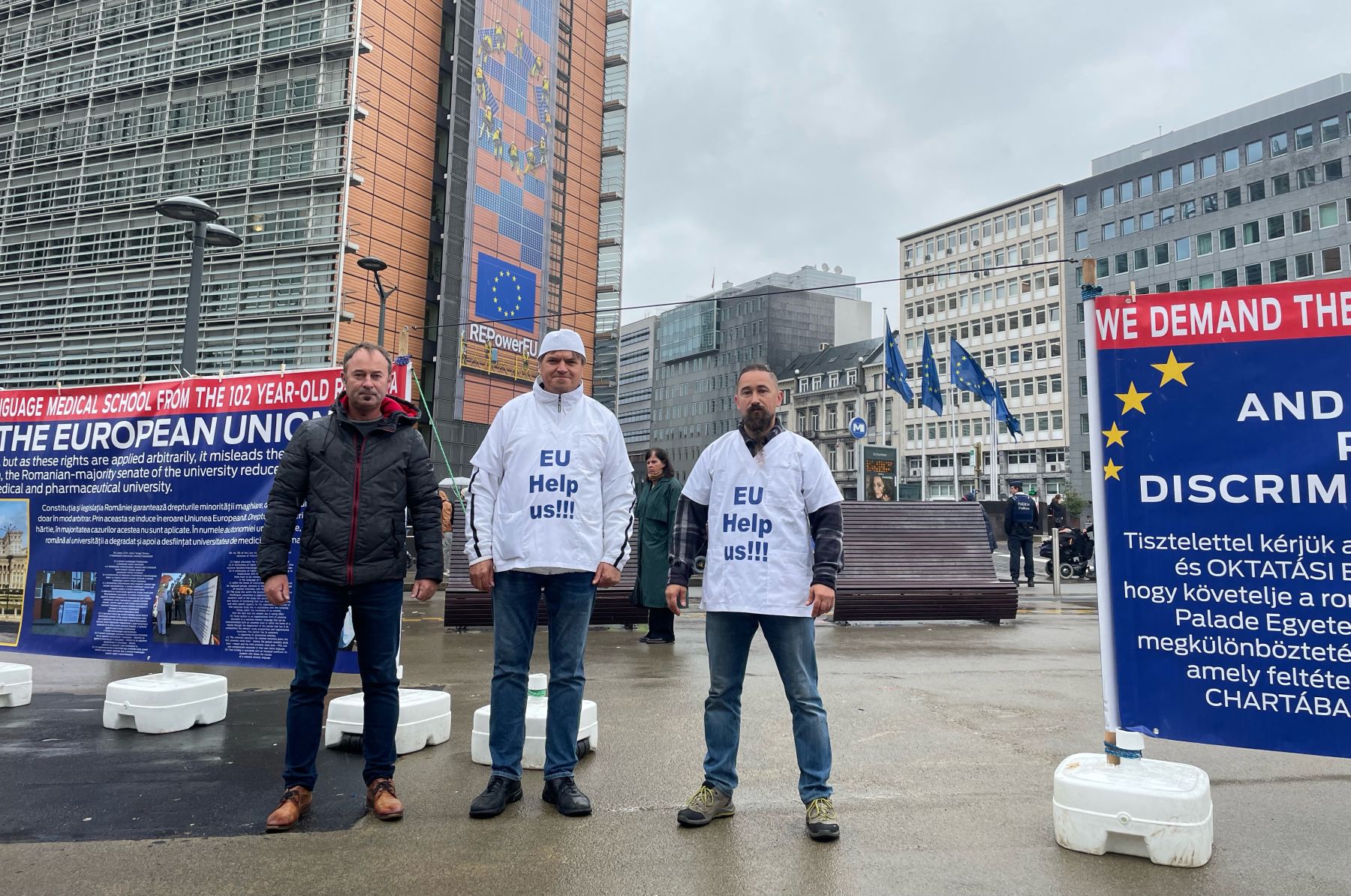 Európa fővárosaiban tüntetnek az önálló erdélyi orvosképzésért