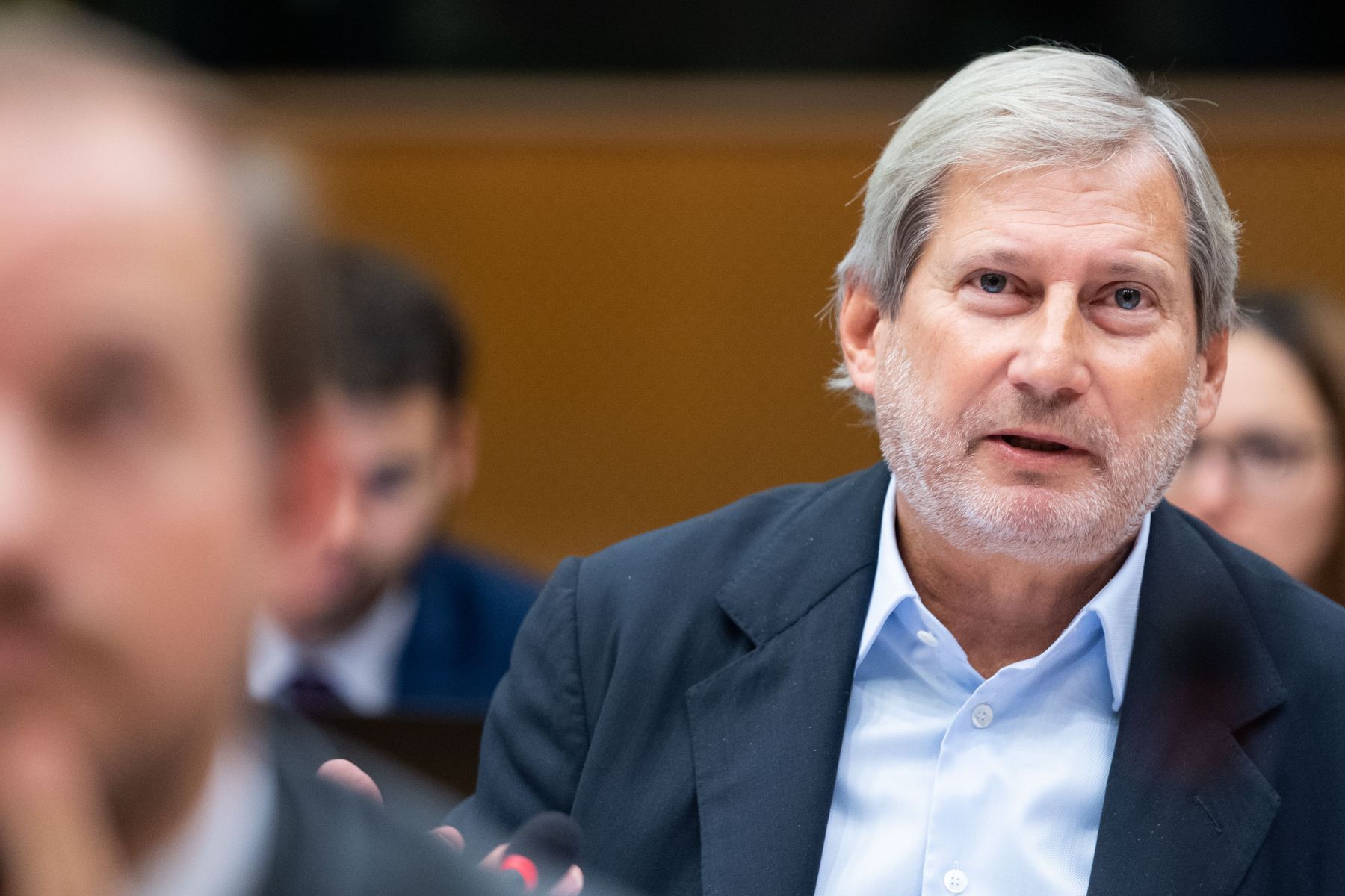 Johannes Hahn uniós biztos szerint győzködték a kormányt az Európai Ügyészséghez való csatlakozásról