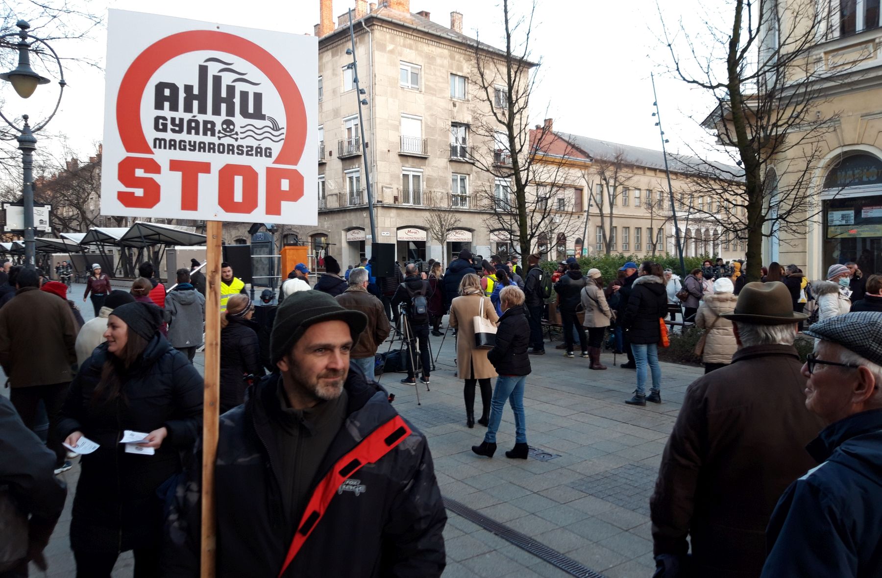 Debrecen és a külügy is cáfolja, hogy újabb akkumulátorgyár érkezne a városba