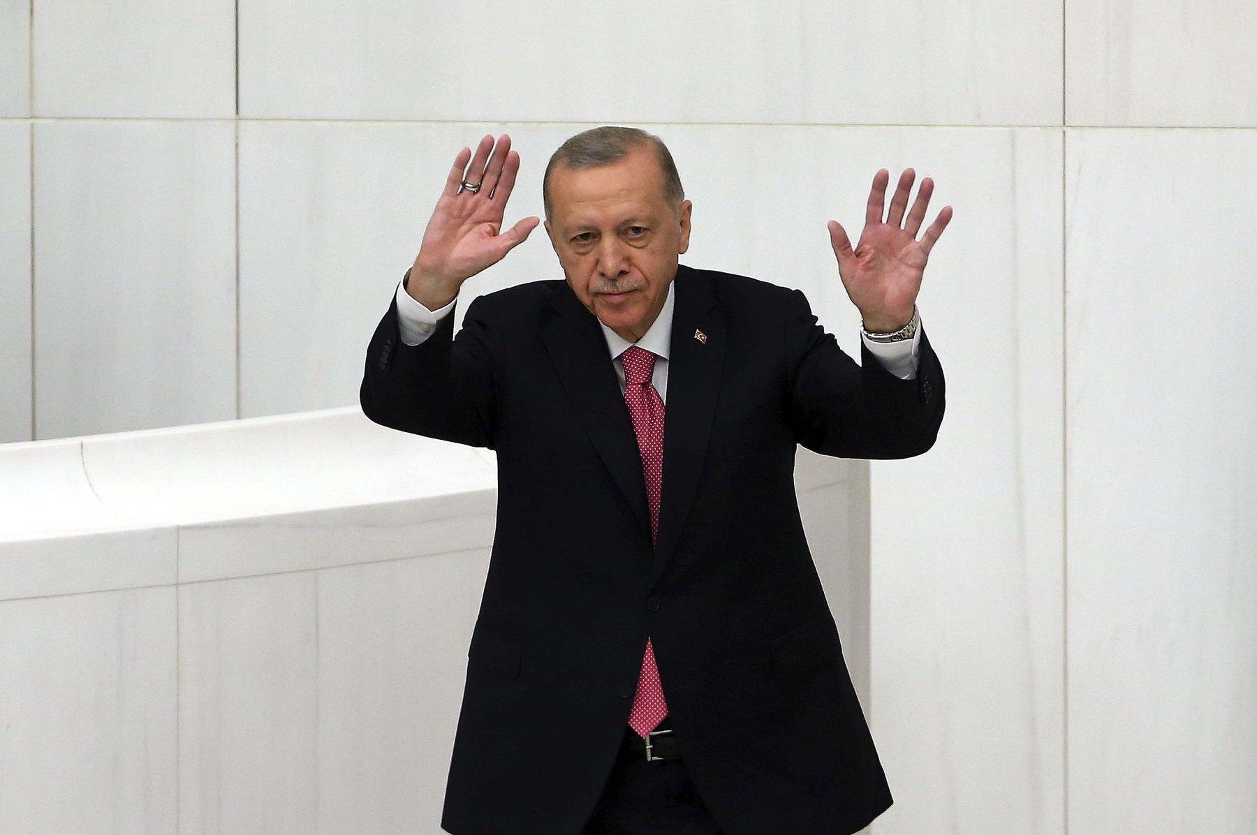 Részegítő ígéretek után jöhet a kijózanodás Törökországban