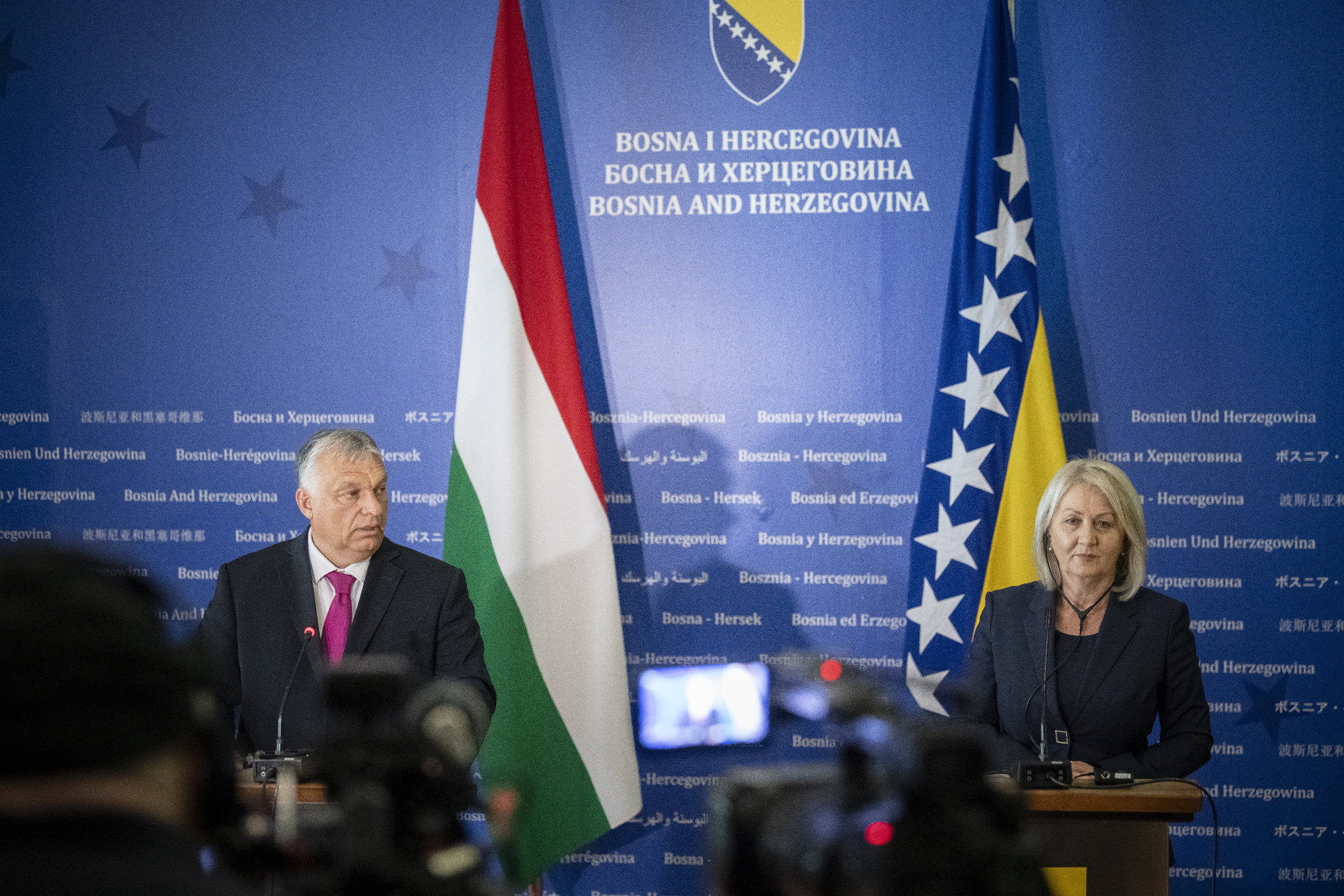 Orbán Viktor Szarajevóba utazott, majd délután az oroszbarát Milorad Dodikkal is tárgyal  