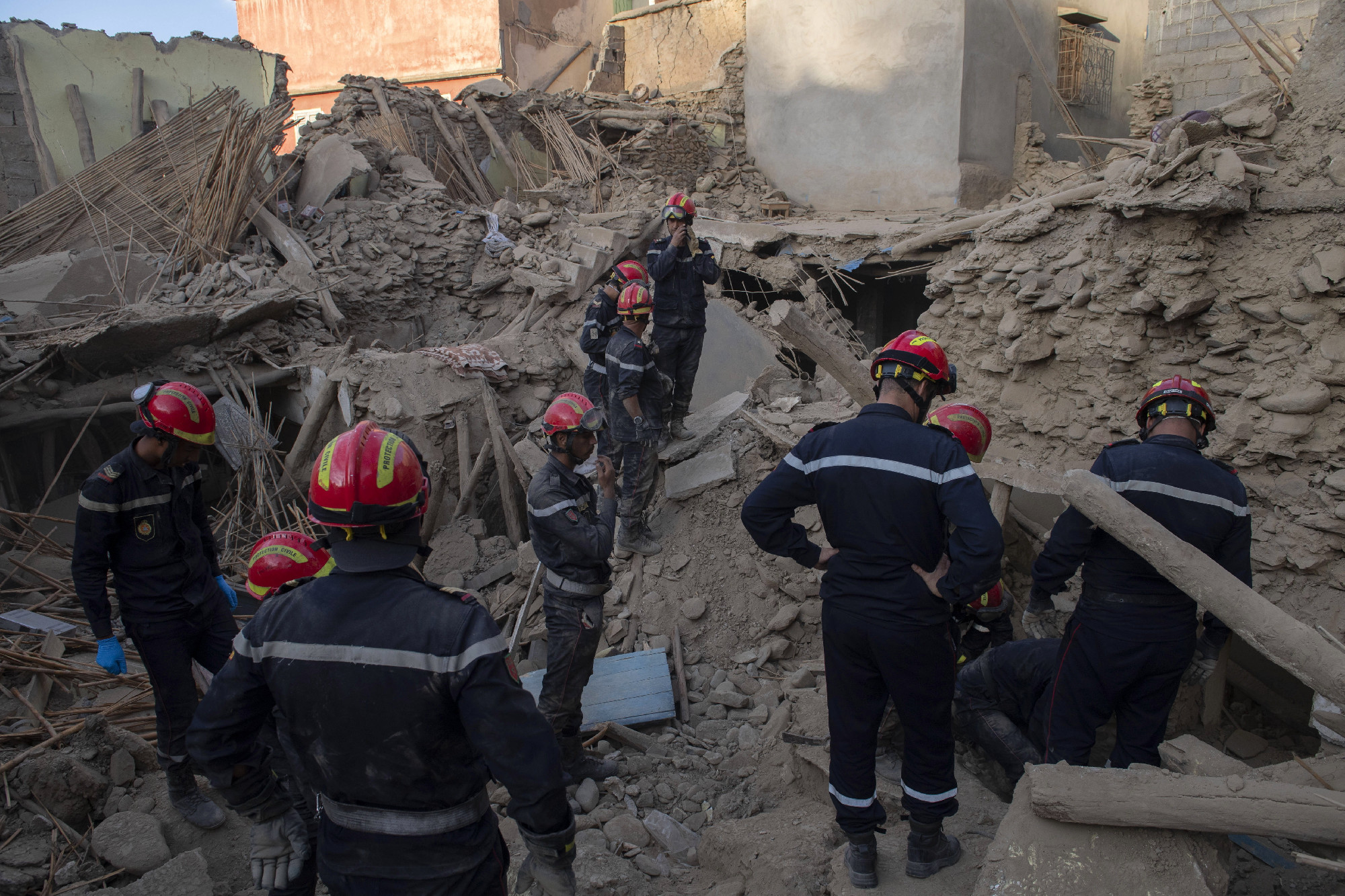 Marokkói földrengés: már közel 2500 halálos áldozatról tudni
