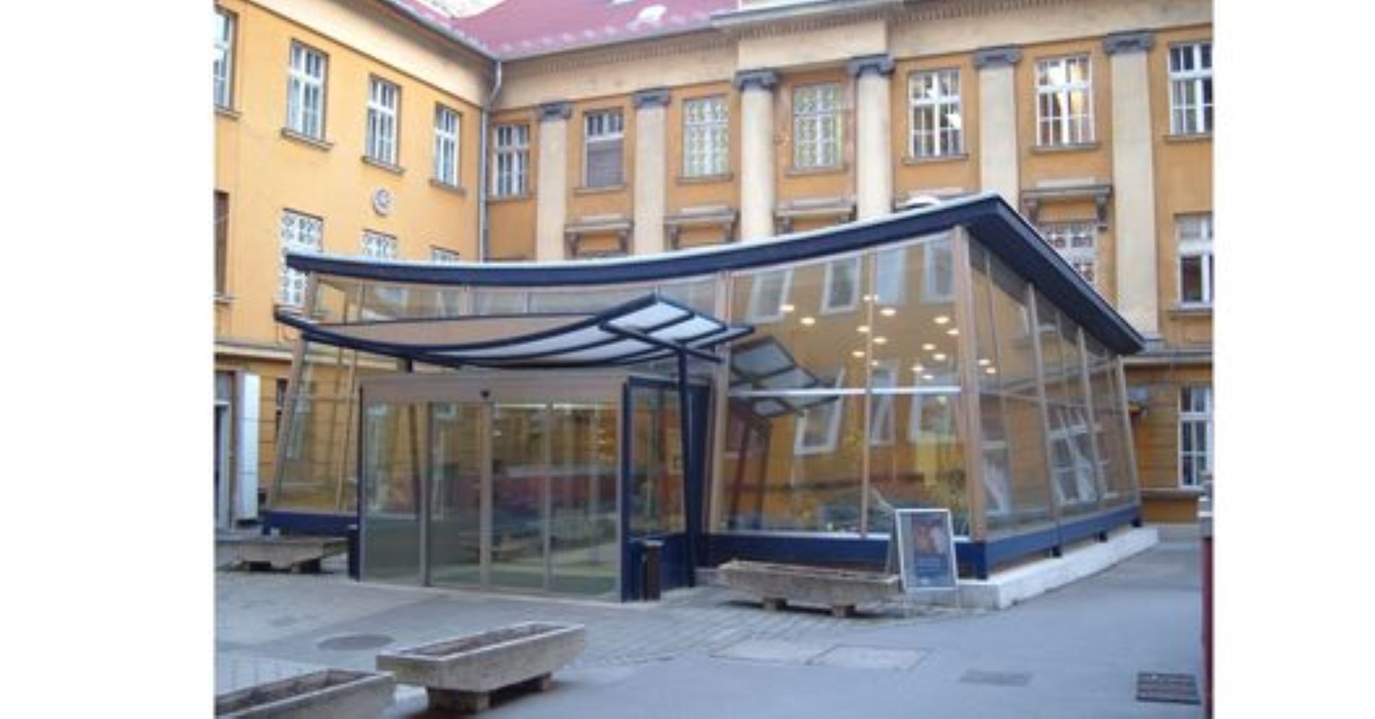 A kormányhivatal visszavonta a Magyar Rádió régi székházának bontási engedélyét