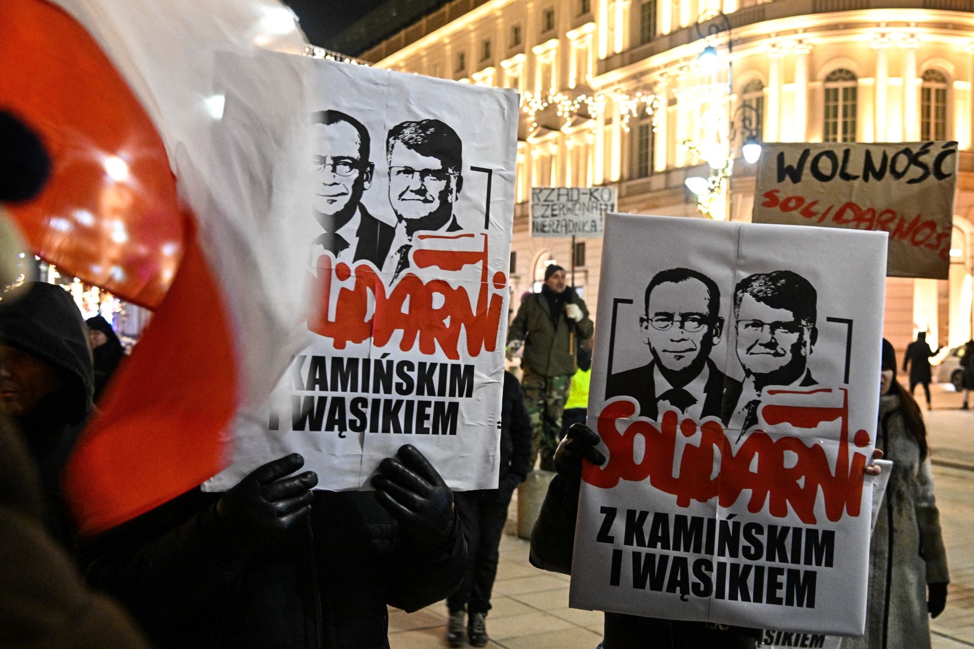 A lengyel elnök újra kegyelmet adott a bebörtönzött képviselőknek