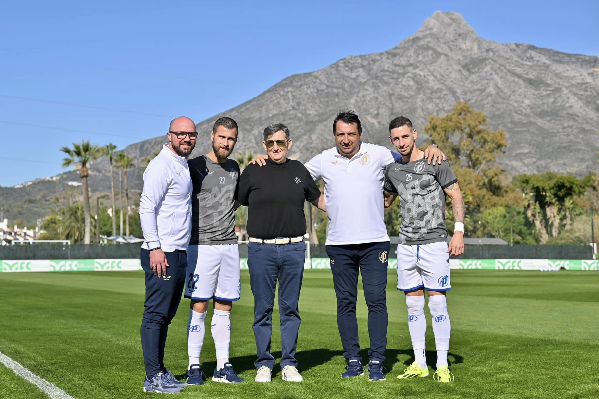 Napszemüveg és pálmafák: Mészáros Lőrinc idén is Spanyolországba ment focit nézni 