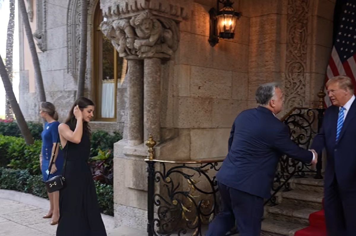 Több százezer forintos luxustáskával érkezhetett Donald Trumphoz Orbán Viktor lánya