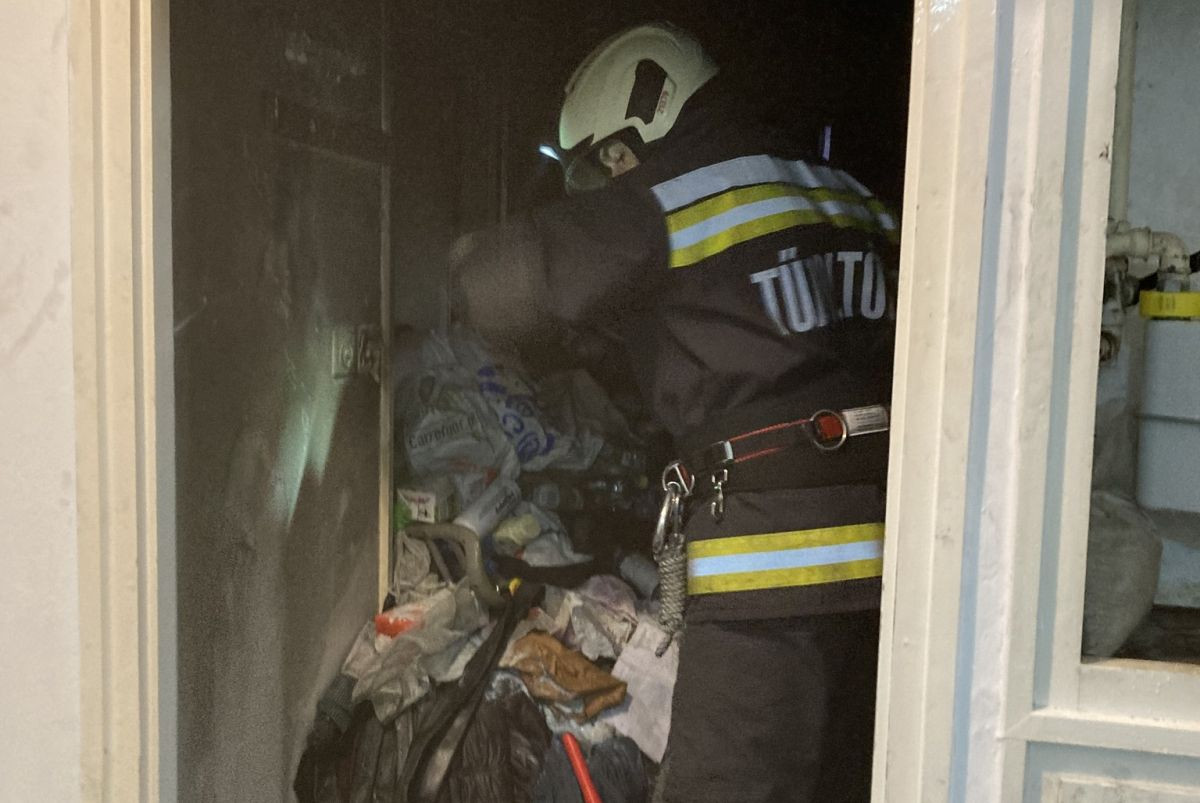Tűz ütött ki egy zalaegerszegi lakásban, ahol szemetet gyűjtögettek