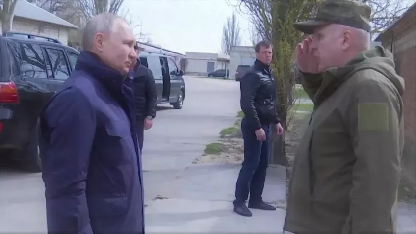 Újra megszállt területre látogatott Putyin