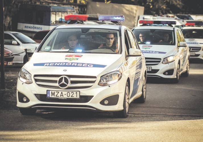 Több mint 300 rendőr hiányzik Budapesten