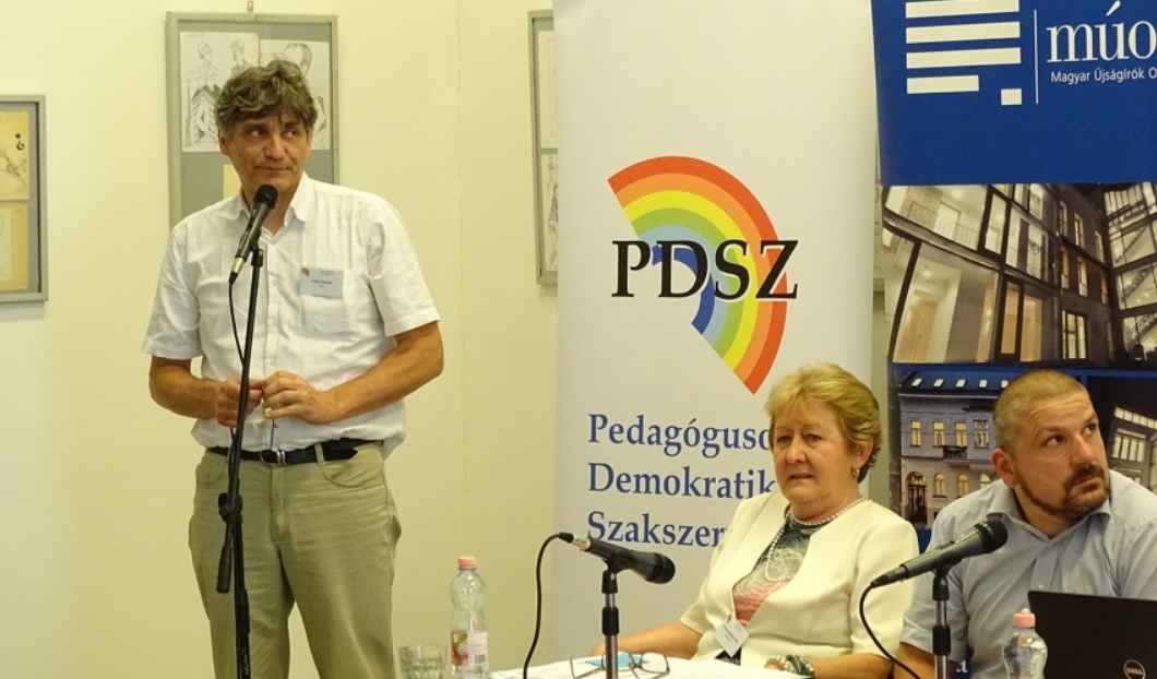 A PDSZ elnöke szerint utolsó óráiban van a magyar oktatás