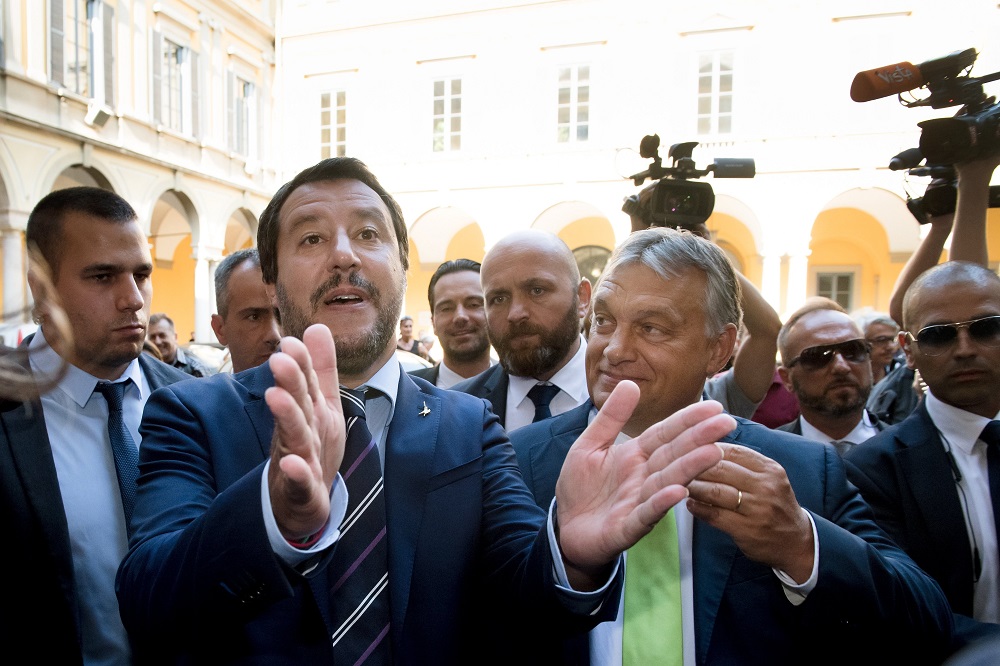 Macron ellen szövetkezik Orbán és Salvini