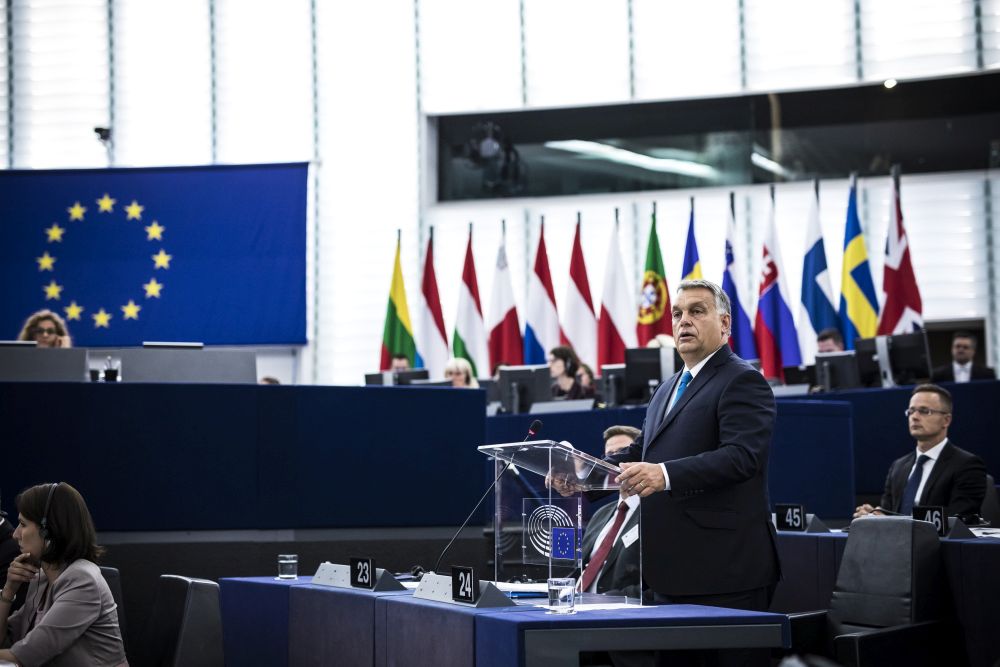 Megszüntetné az EP-választásokat és gyengítené az uniós integrációt a Fidesz