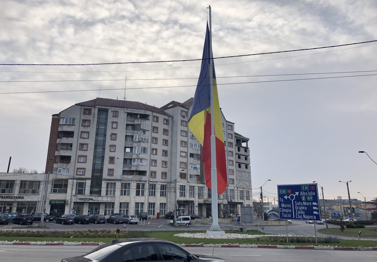 Románia is enyhíti a beutazási feltételeket – jövő héttől