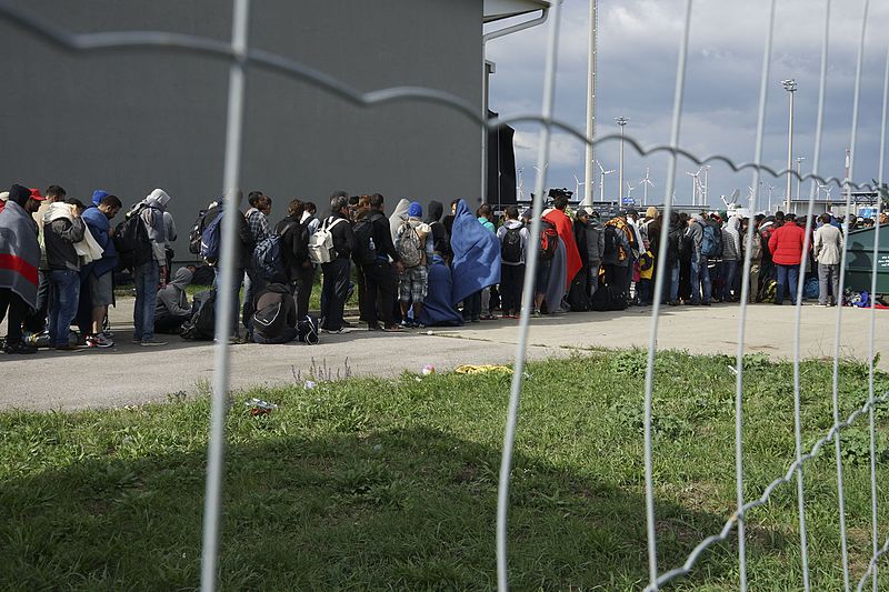 Kevesebb, mint ezer forintos órabérért dolgoznak az EU-s határvédelem tolmácsai