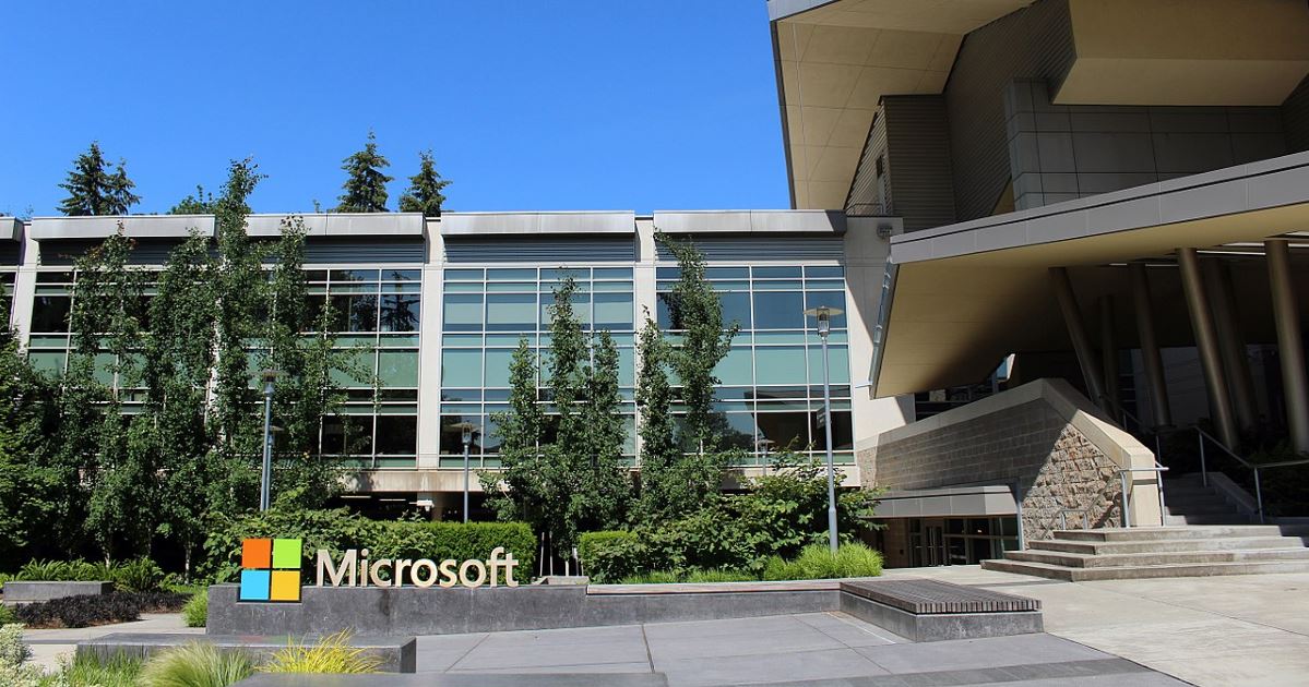 A Microsoftnál folytatja a ChatGPT-t fejlesztő cég társalapítója