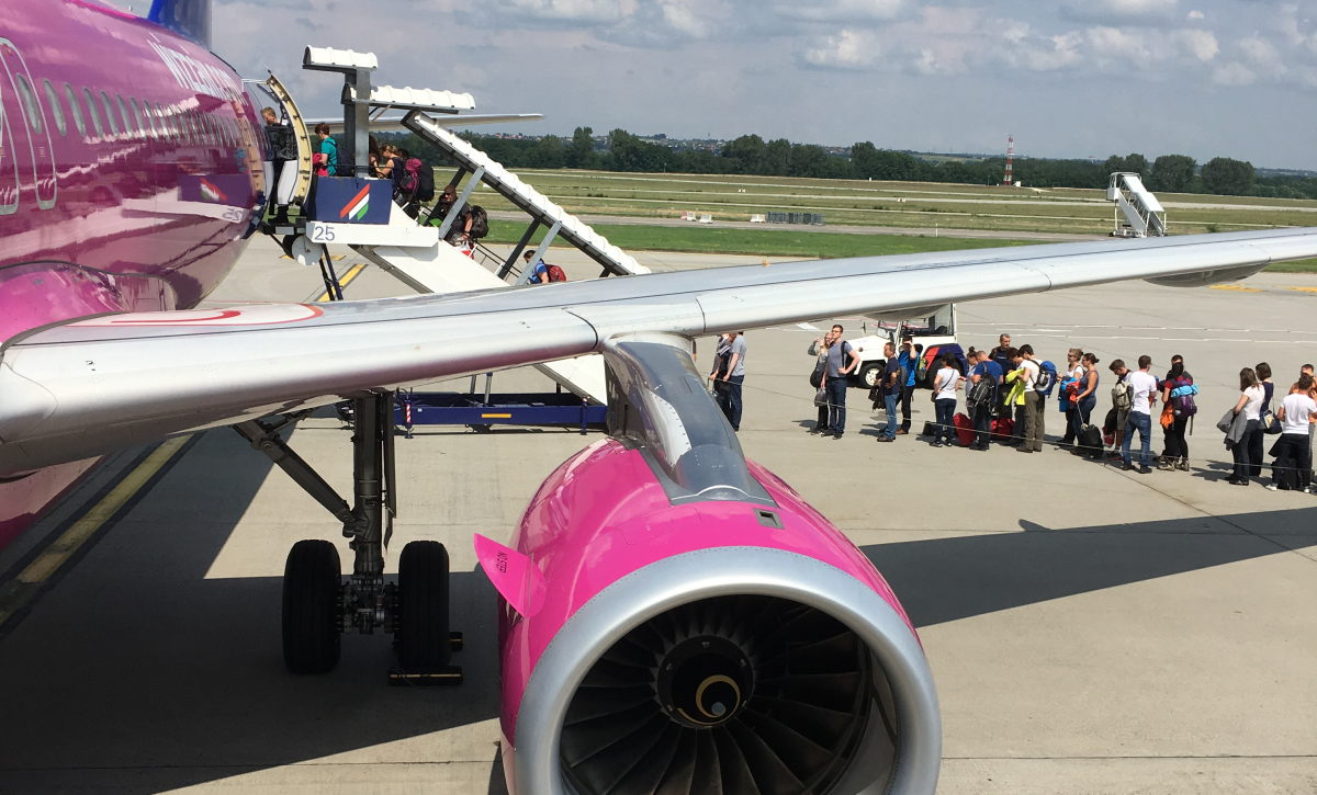 A Wizz Air törli tiranai szurkolói járatát