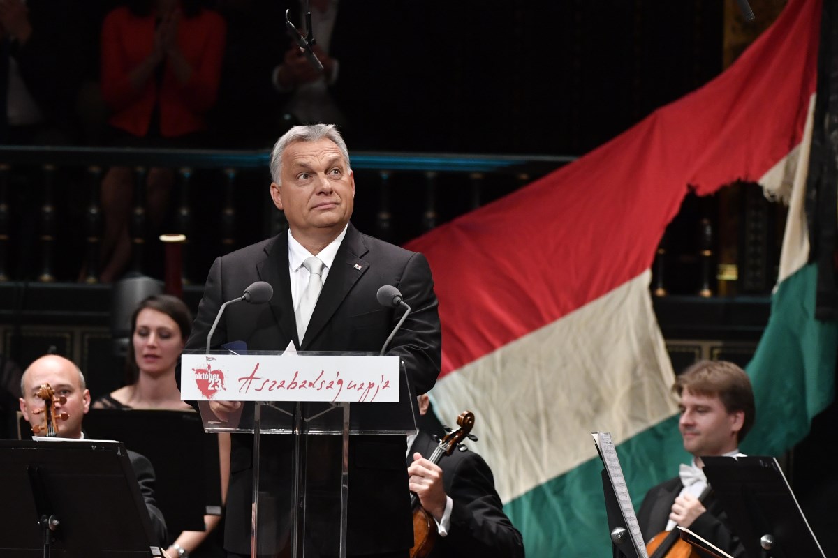 Orbán: A nemzetnek a fontos dolgokra kell figyelmét összpontosítani – Isten, család, haza