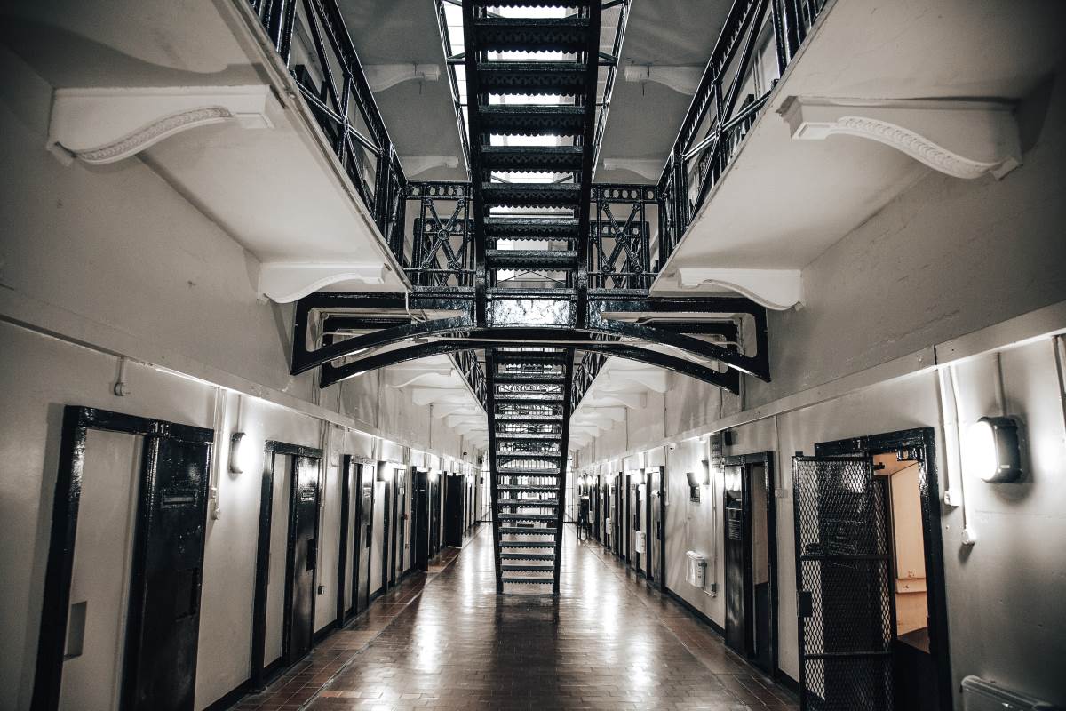 Újra látogathatók a rabok a börtönökben