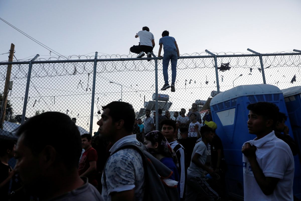 Tömeges migrációs áramlások érhetik el a görög határt