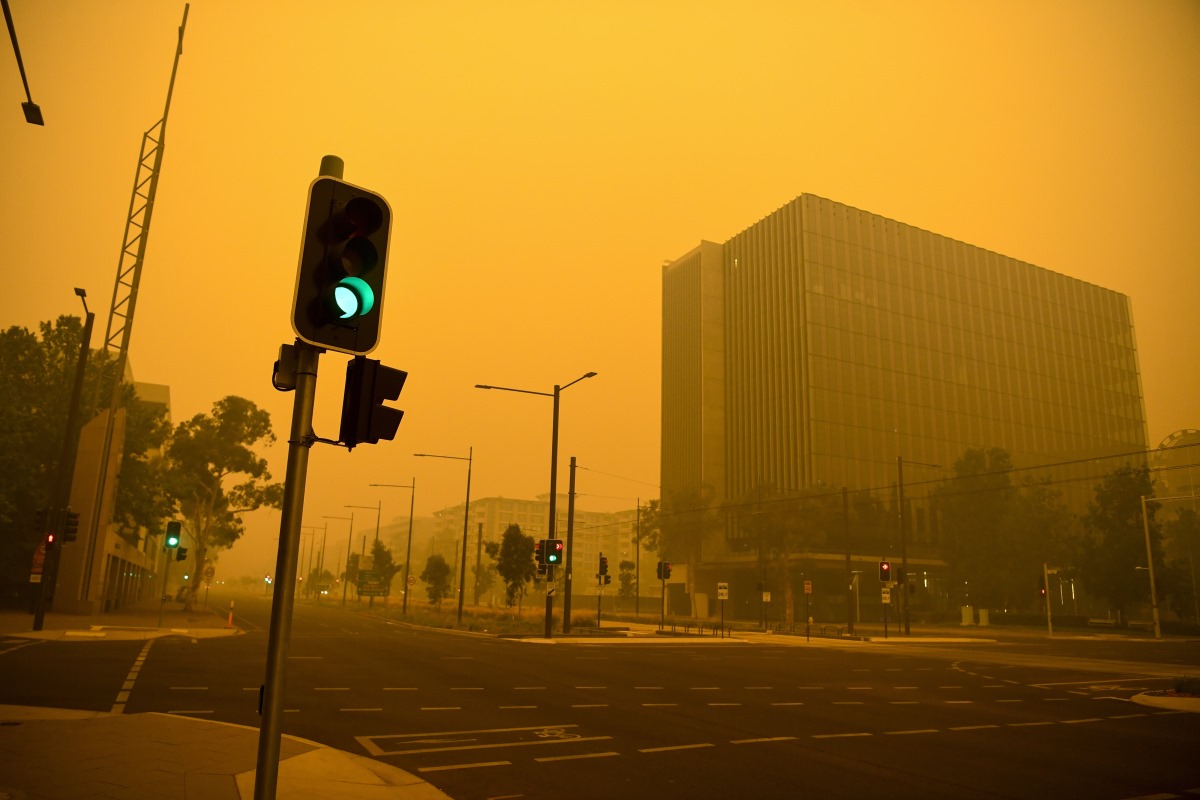 Ismét tűz fenyegeti Ausztrália fővárosát, Canberrát