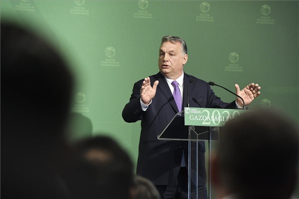 Orbán Viktor: Világjárvány lesz, mindenkinek ki kell lépnie a komfortzónájából