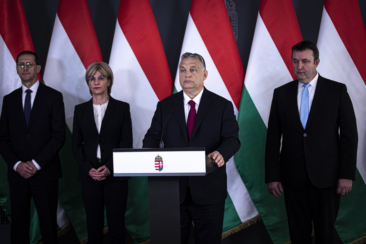 „Az Orbán-kormány csomagja nem alkalmas a válságkezelésre, és nem törődik a társadalmi katasztrófával”