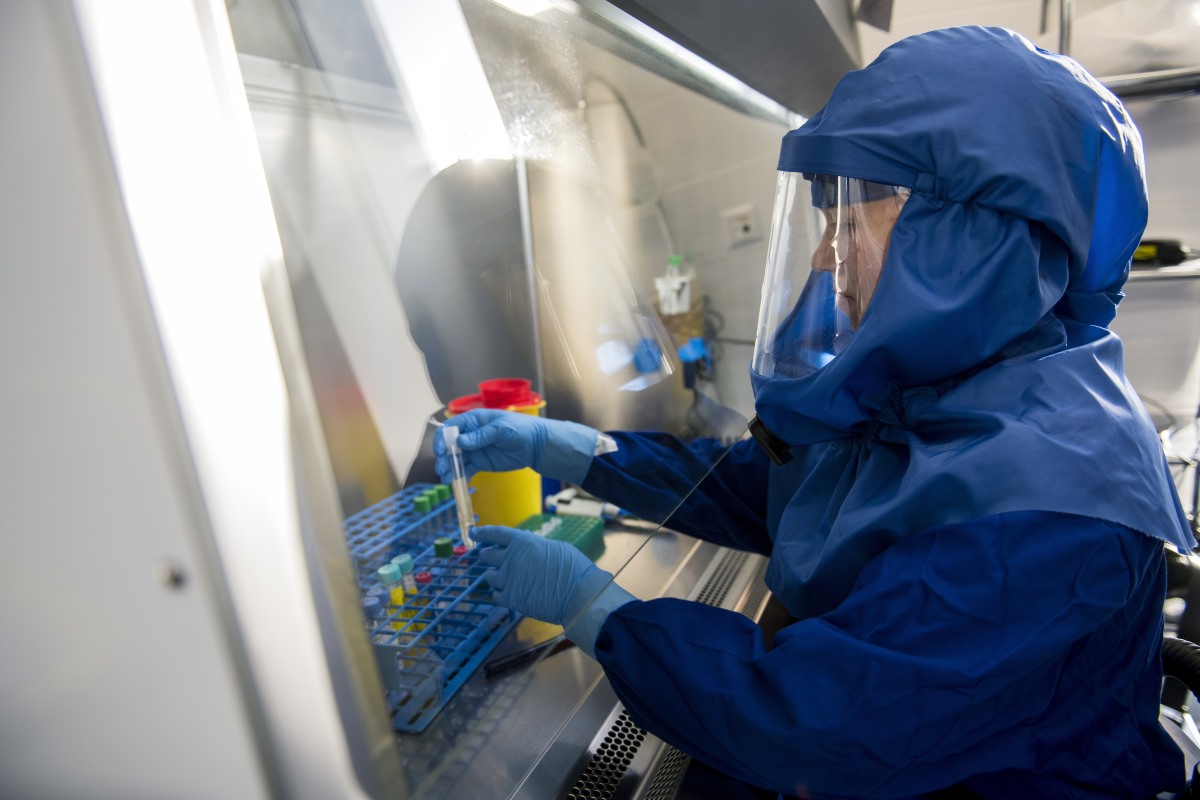 A németek és az angolok már tesztelik a koronavírus elleni oltóanyagot