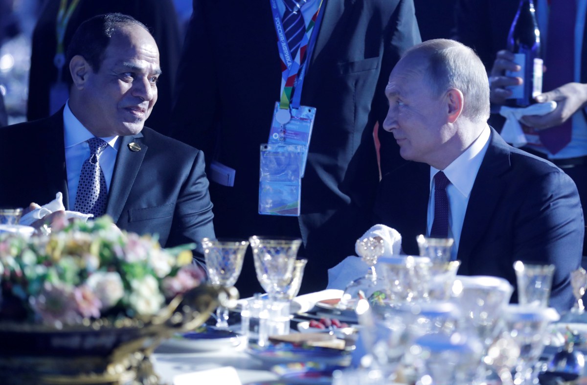 Moszkva már fél lábbal Egyiptomban van