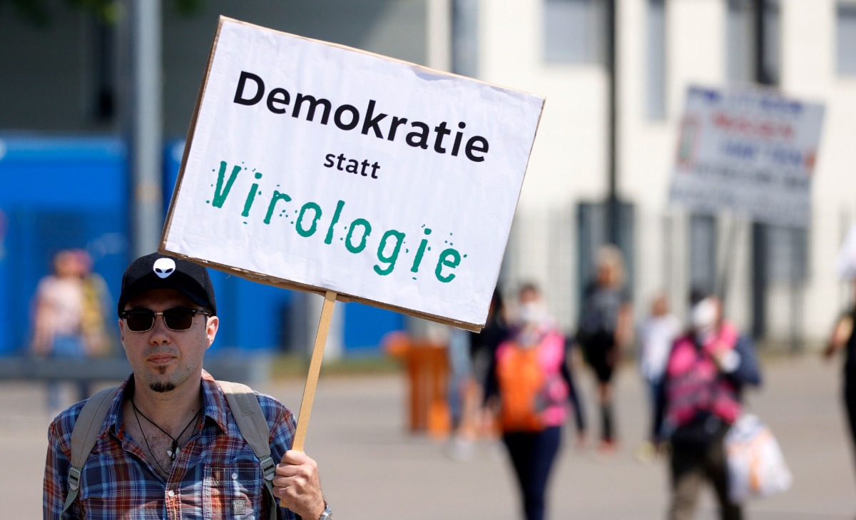 „Egészségügyi diktatúra”: Ők tüntetnek Németországban a korlátozások ellen