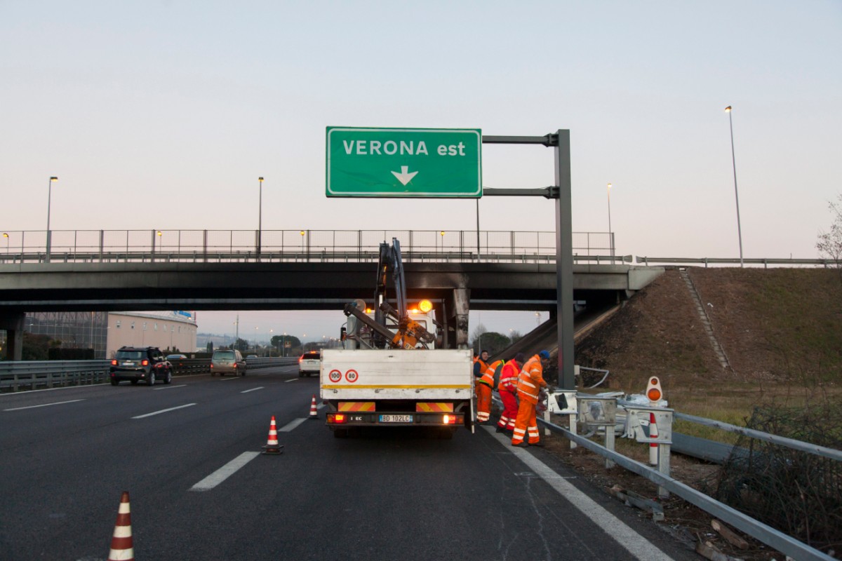 Veronai busztragédia: tizenkét évet kapott első fokon a magyar sofőr