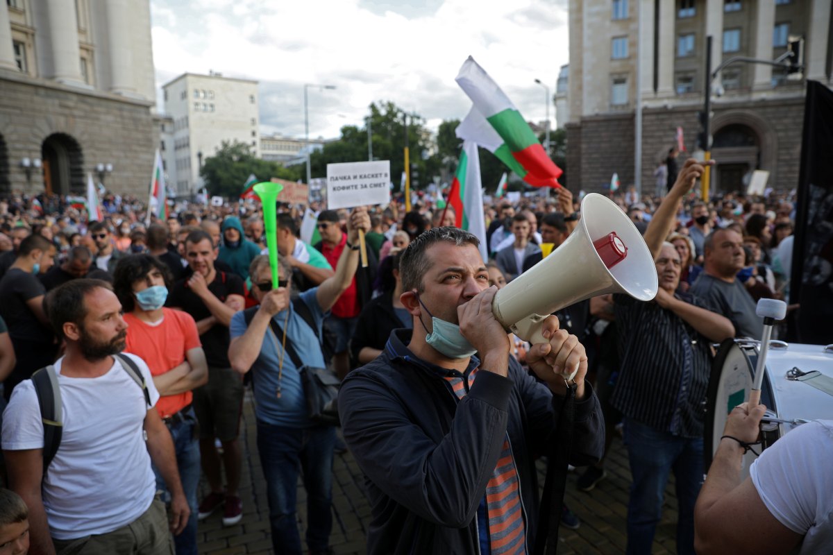 Bulgária fellázadt az oligarchái ellen
