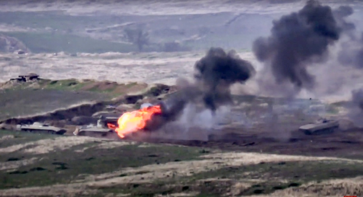 Súlyosbodik a helyzet Karabahban: a törököket vádolják egy örmény vadászgép lelövésével