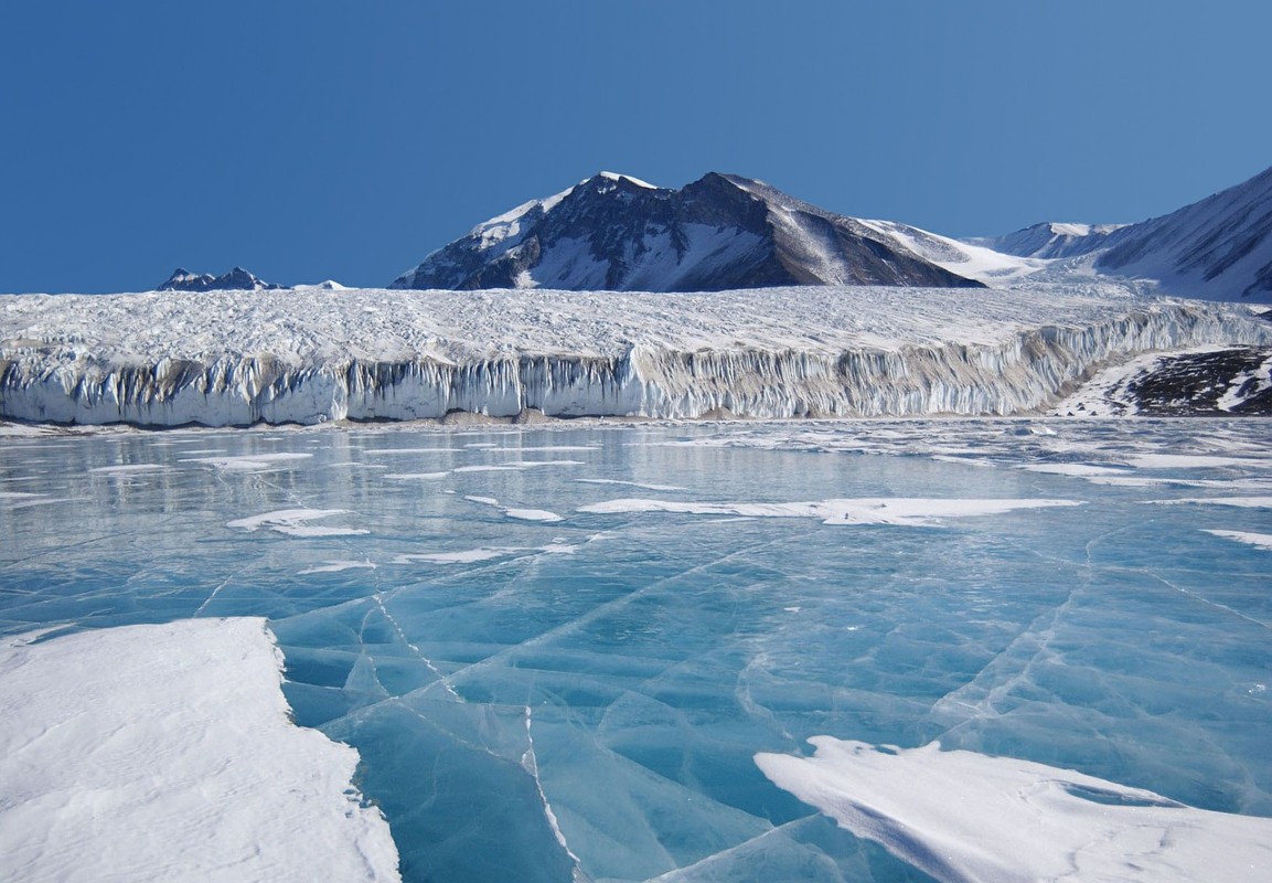 Gyorsabban olvad az antarktiszi és a grönlandi jég, mint gondolták