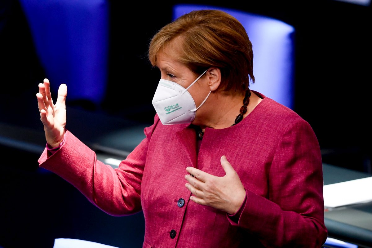 Merkel: A járványellenes intézkedések nyilvános megvitatása és bírálata „elengedhetetlen”
