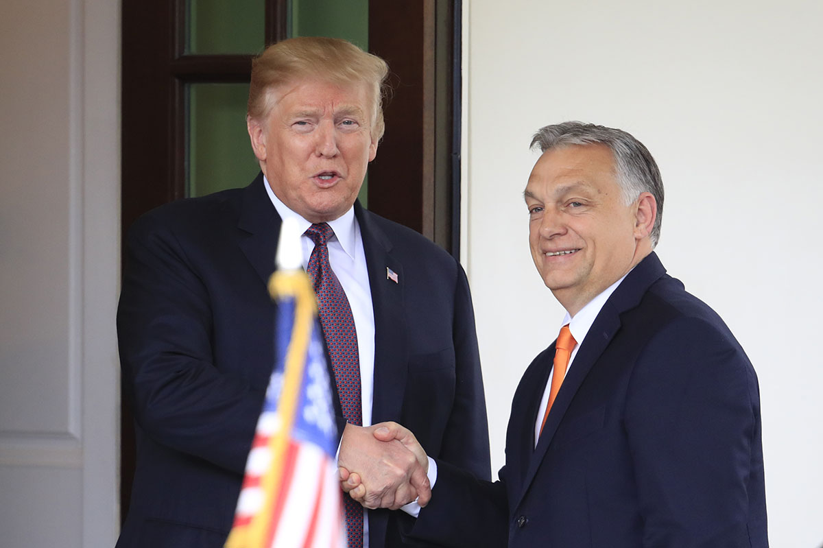 Van oka aggódni Orbán Viktornak az amerikai elnökválasztás után
