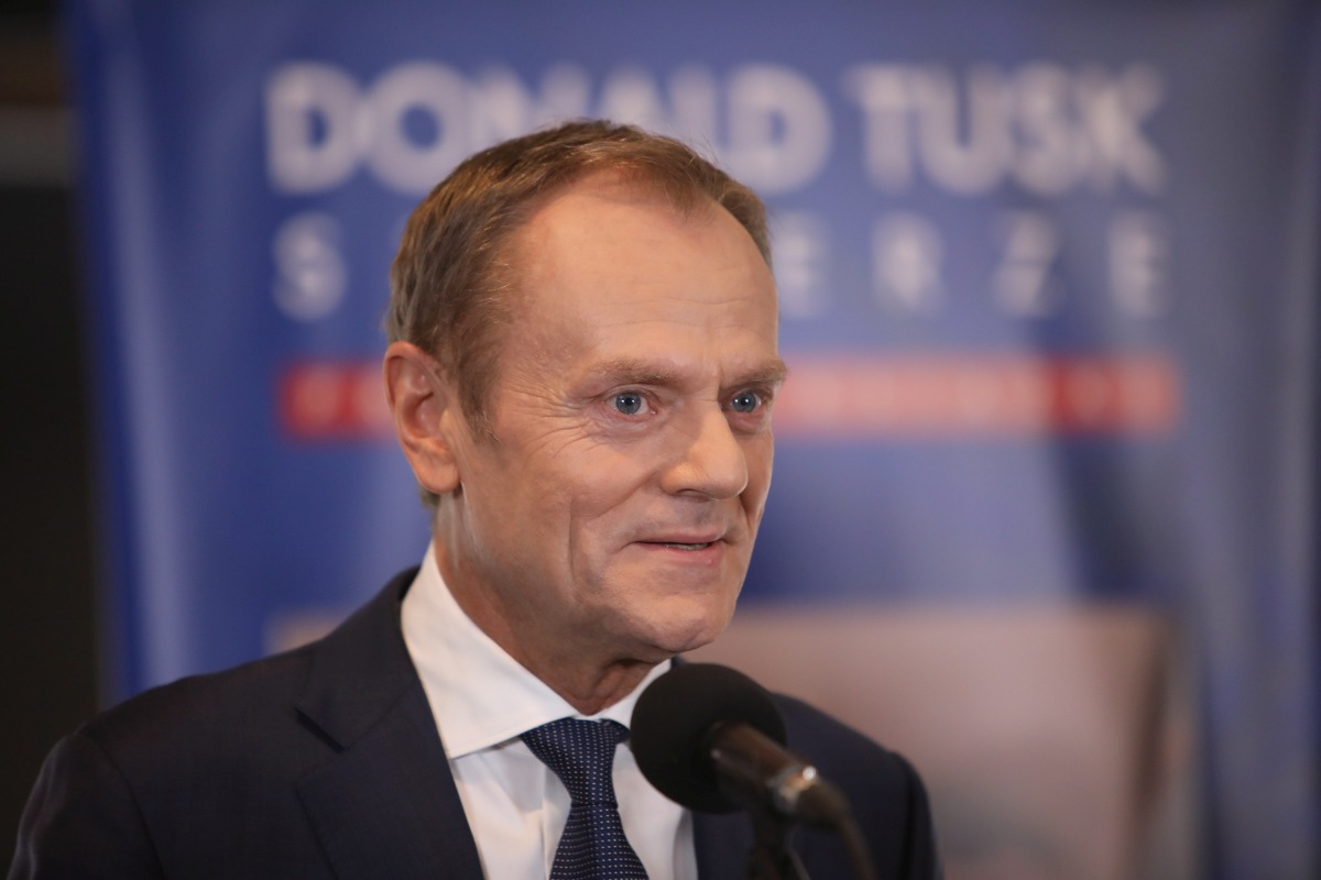 Donald Tusk: A jövő évi lengyel költségvetésben egyelőre nem biztosítják a közmédia finanszírozását