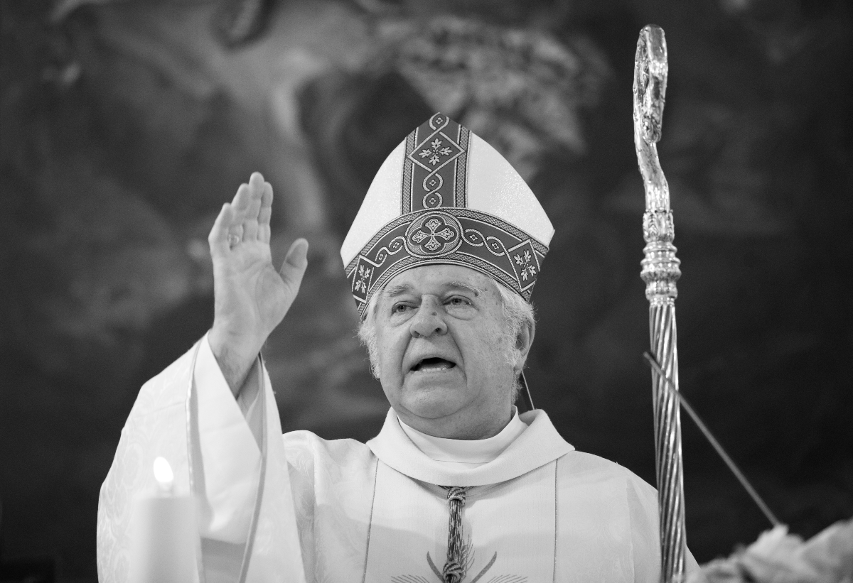 Koronavírusban elhunyt az esztergom-budapesti segédpüspök
