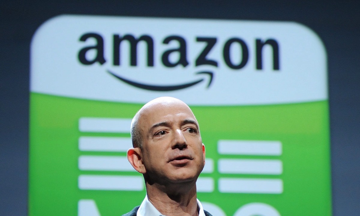 Jeff Bezos távozik az Amazon vezérigazgatói tisztségéből