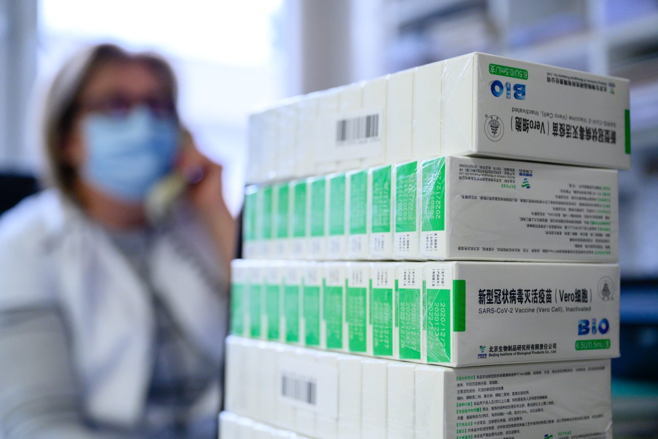 Menczer: A legtekintélyesebb orvosi lap állt ki a kínai Sinopharm-vakcina hatásossága mellett