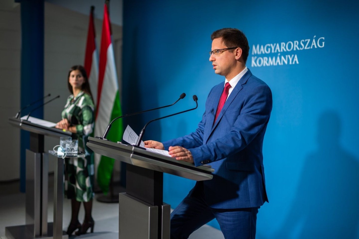 Üzent Gulyás a Magyar Hangnak: A bíróság majd eldönti, kinek van igaza