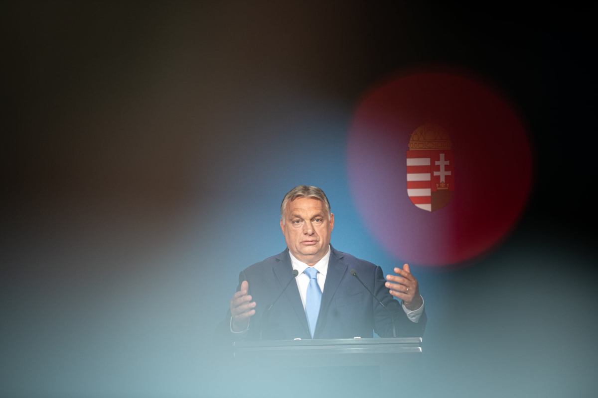 Orbán Viktor Albániába utazott tárgyalni